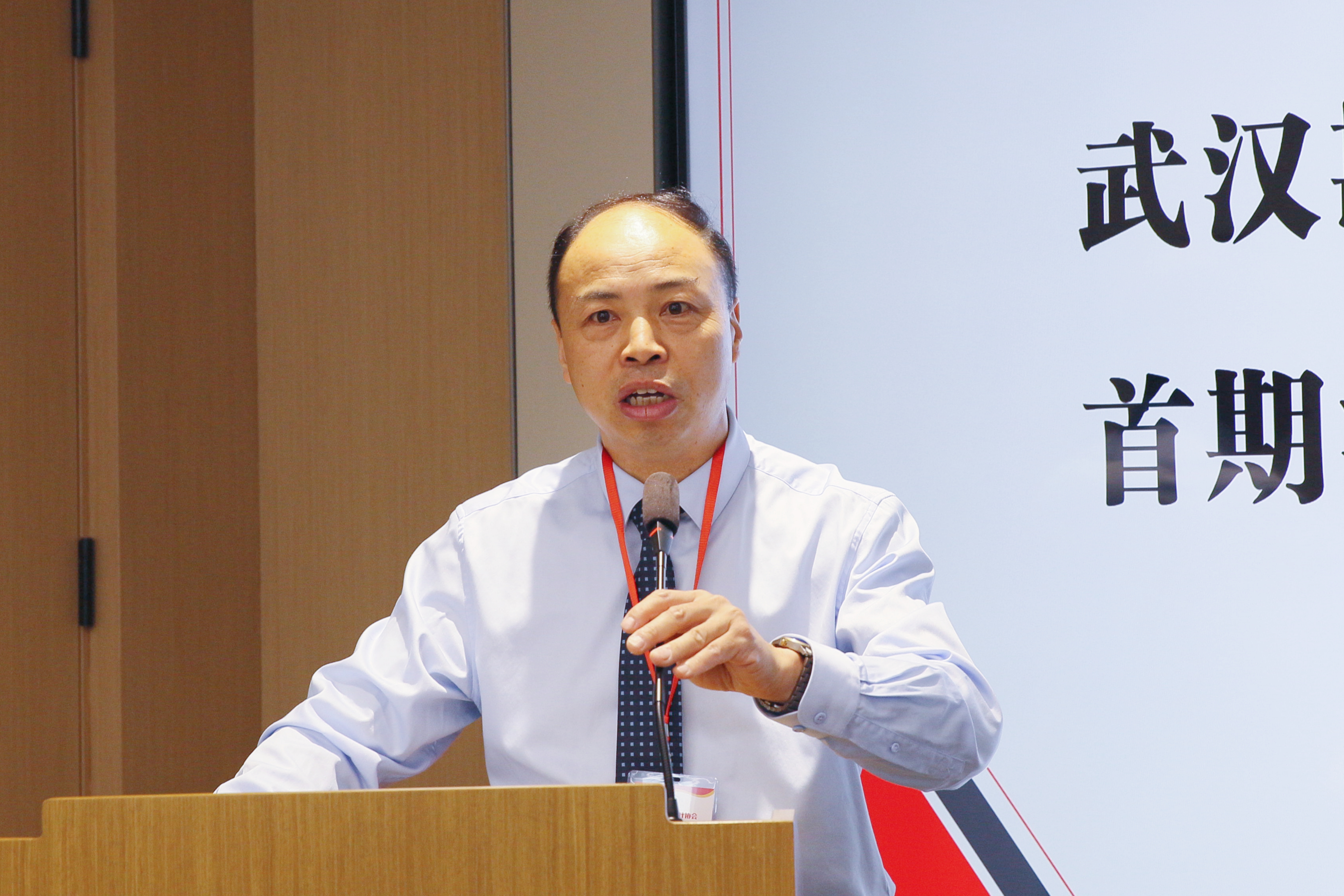 武漢勘察設(shè)計(jì)協(xié)會(huì)首期法律專(zhuān)題講座圓滿(mǎn)收官
